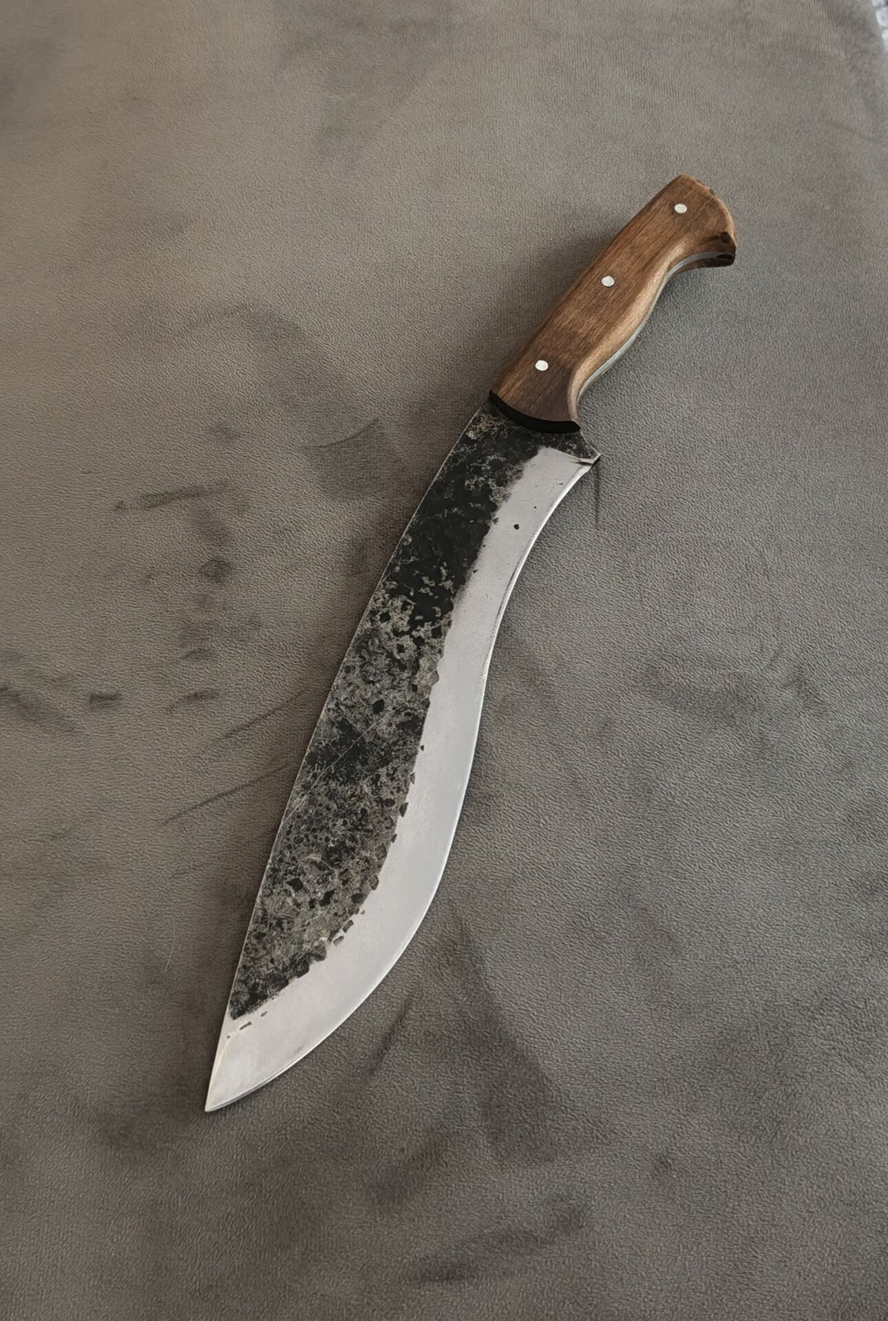 Dövme celik 40cm agac kabza kılıflı pala