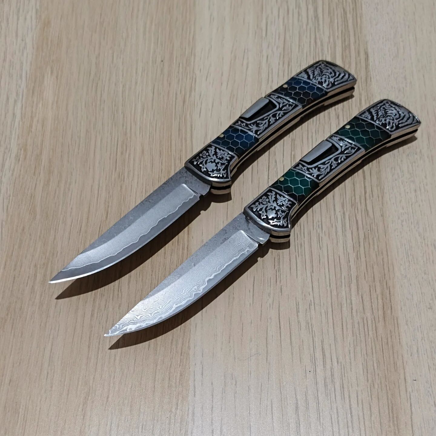 Columbia  damascus  petek kabza