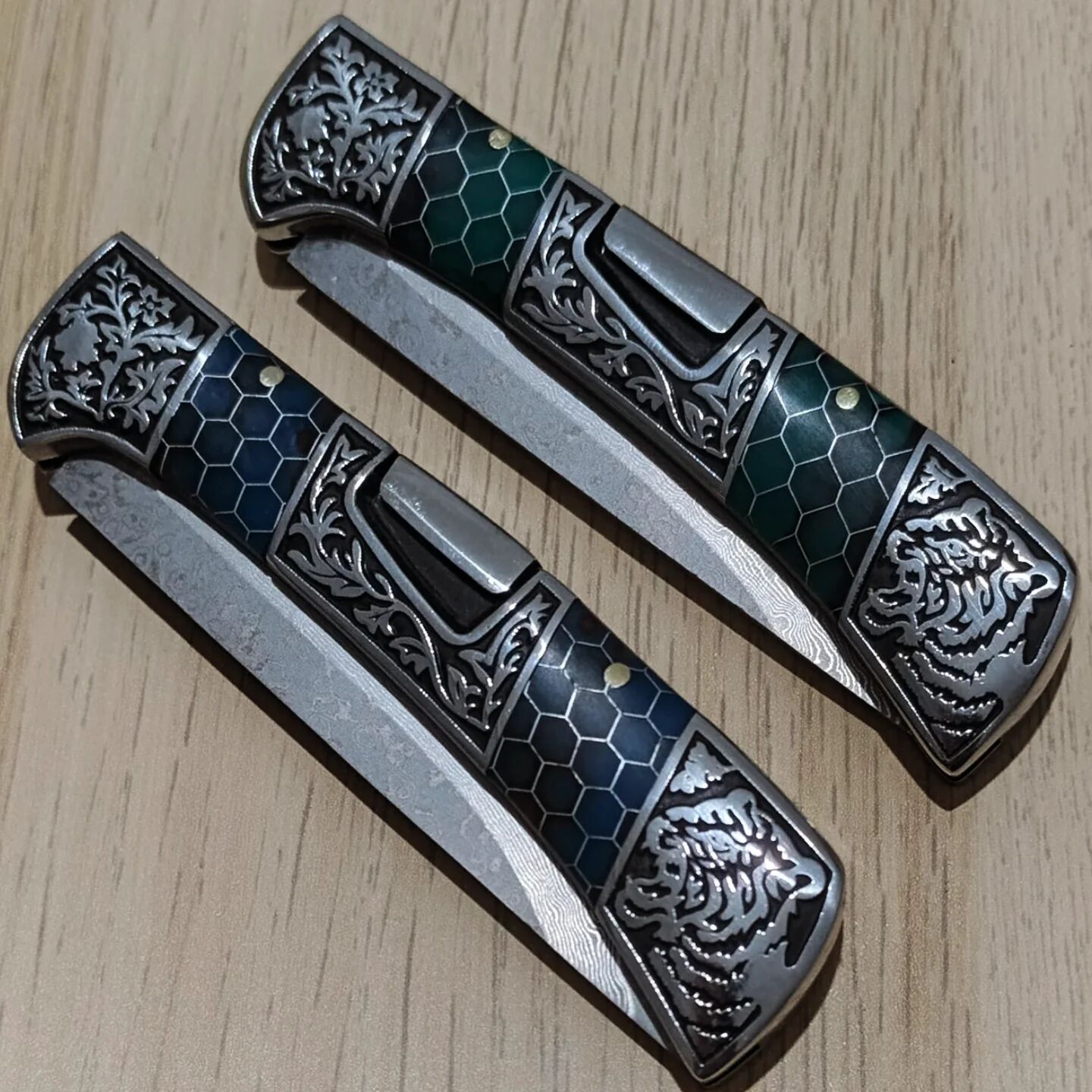 Columbia  damascus  petek kabza