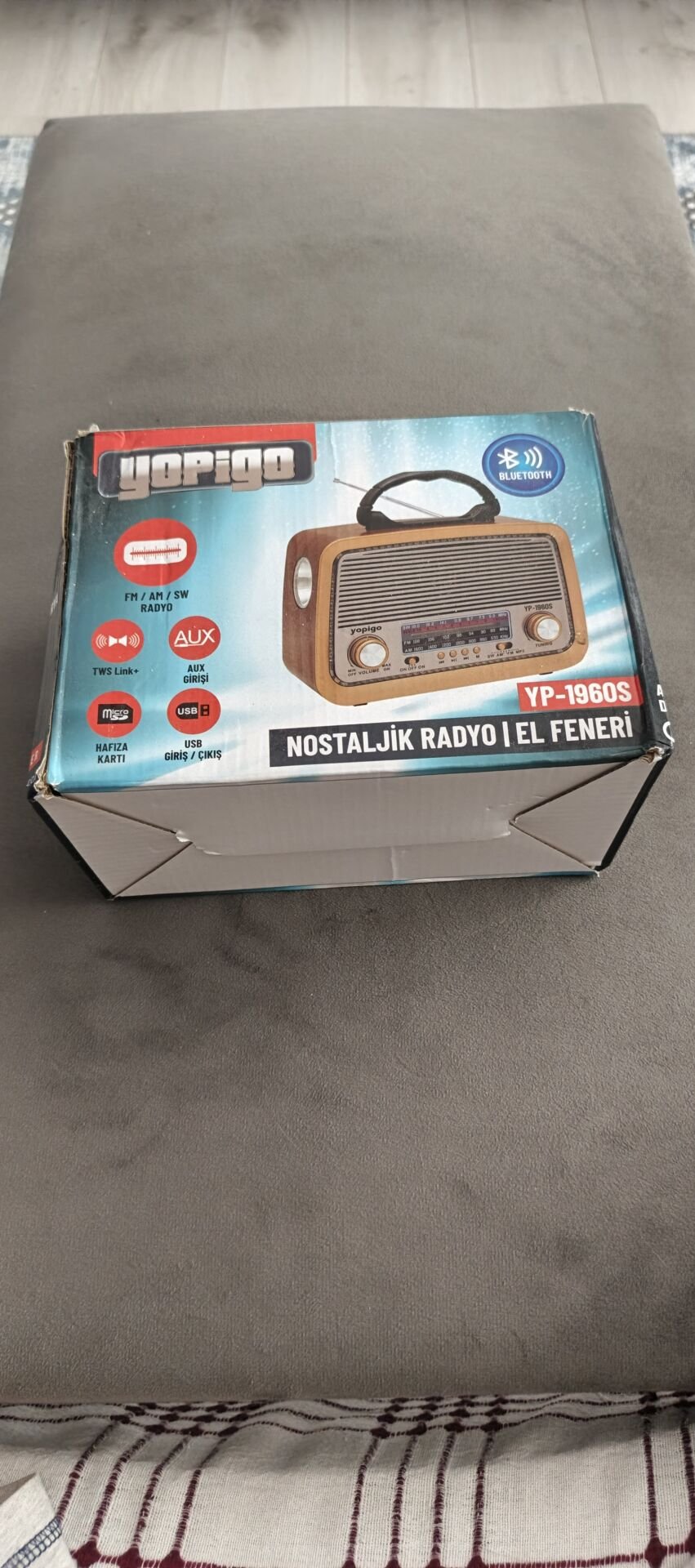 Nostajik Cok güzel  kamp ve piknik radyosu usb giriş cıkıs pilli şarjlı