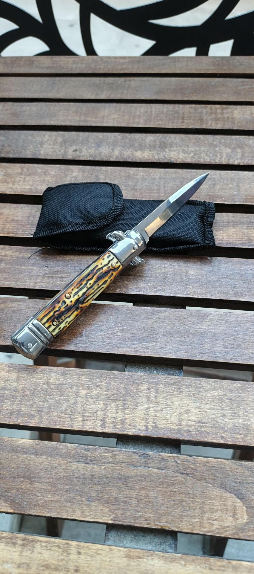 Yandan cıkmalı sustalı düğmeli Rus malı