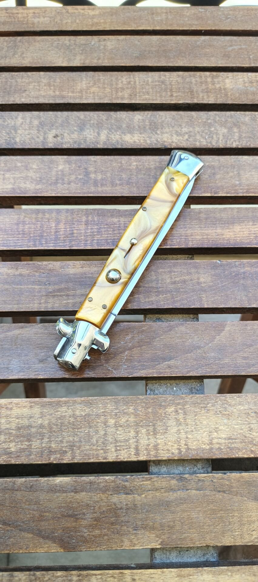 Akc sustalı dev boy