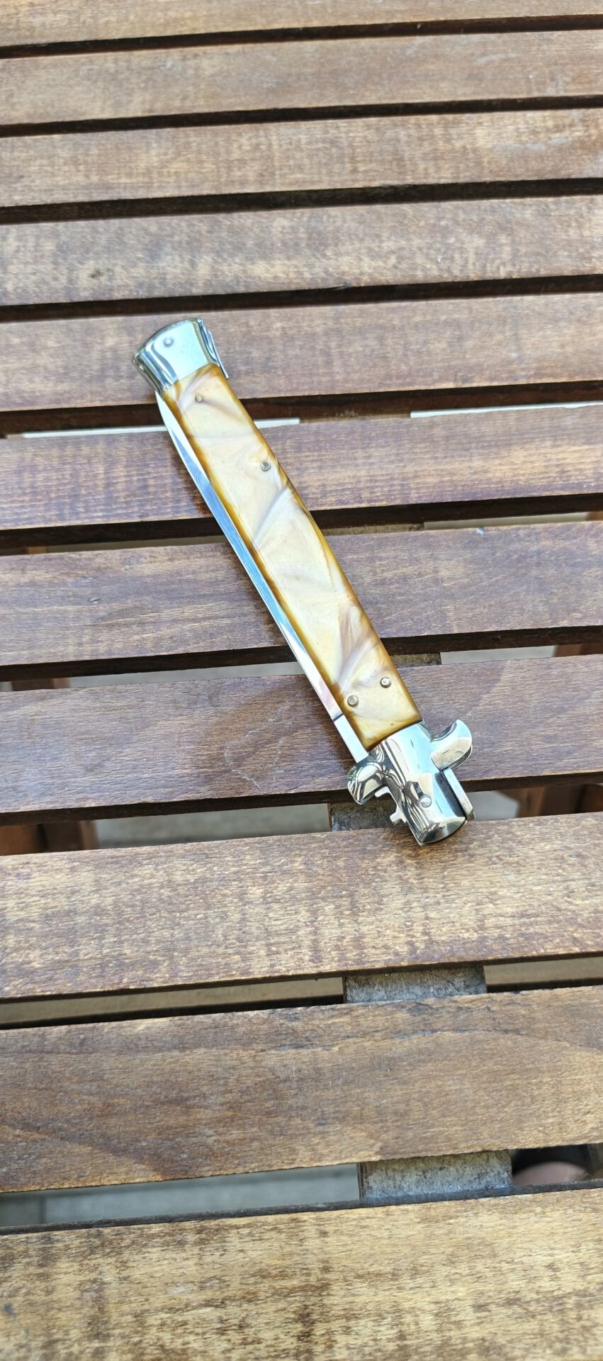 Akc sustalı dev boy