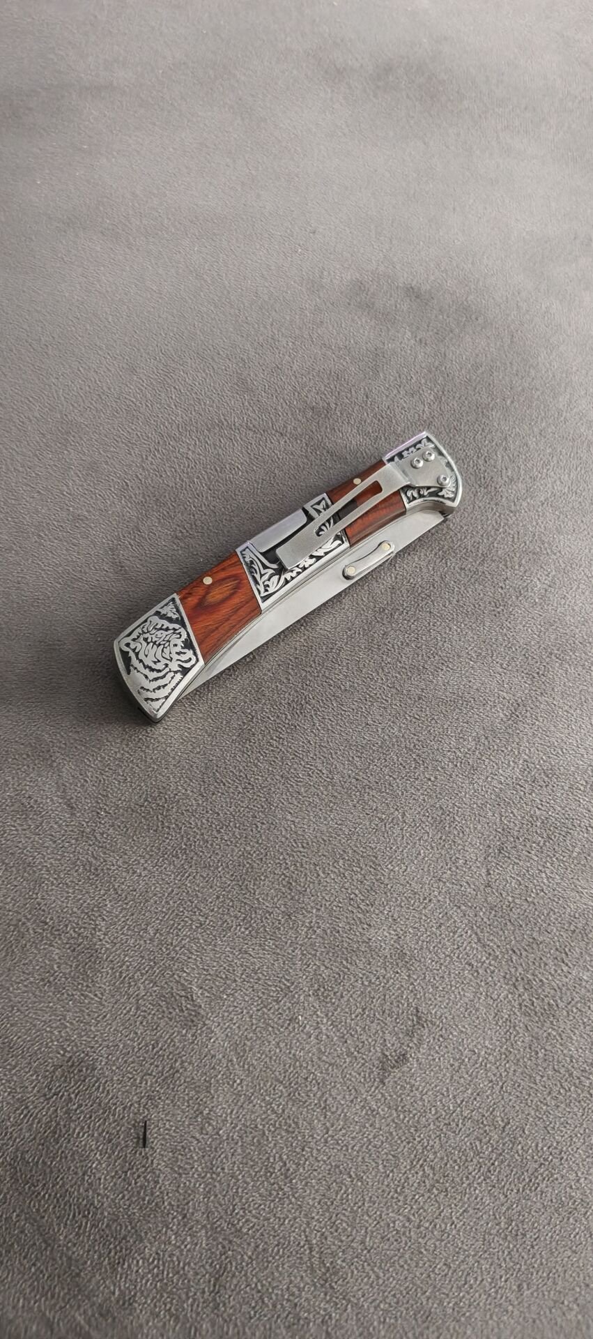 Columbia Aslan desen