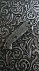 Yarı otomatik siyah desenli cakı